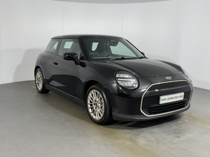 2025 (25) MINI COOPER 135kW E Exclusive 41kWh 3dr Auto