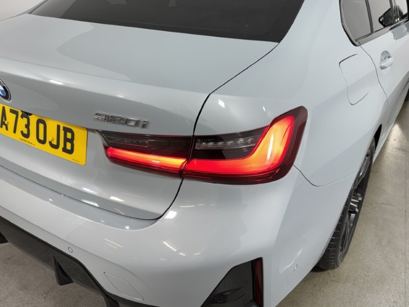 2023 (73) BMW 3 SERIES 320i M Sport 4dr Step Auto 5041755