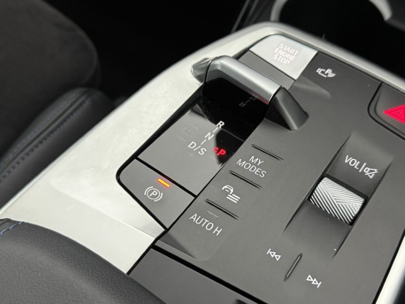 2024 (74) BMW X1 xDrive 23i MHT M Sport 5dr Step Auto 5075688