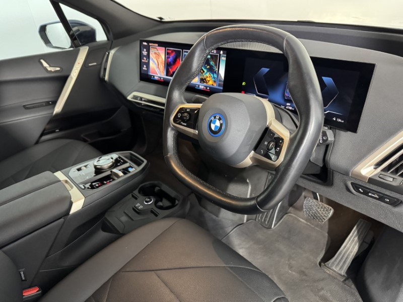 2022 (72) BMW iX 240kW xDrive40 M Sport 76.6kWh 5dr Auto 5074192