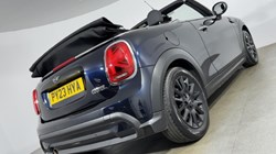 2023 (23) MINI CONVERTIBLE 1.5 Cooper Classic Premium 2dr Auto 5067366