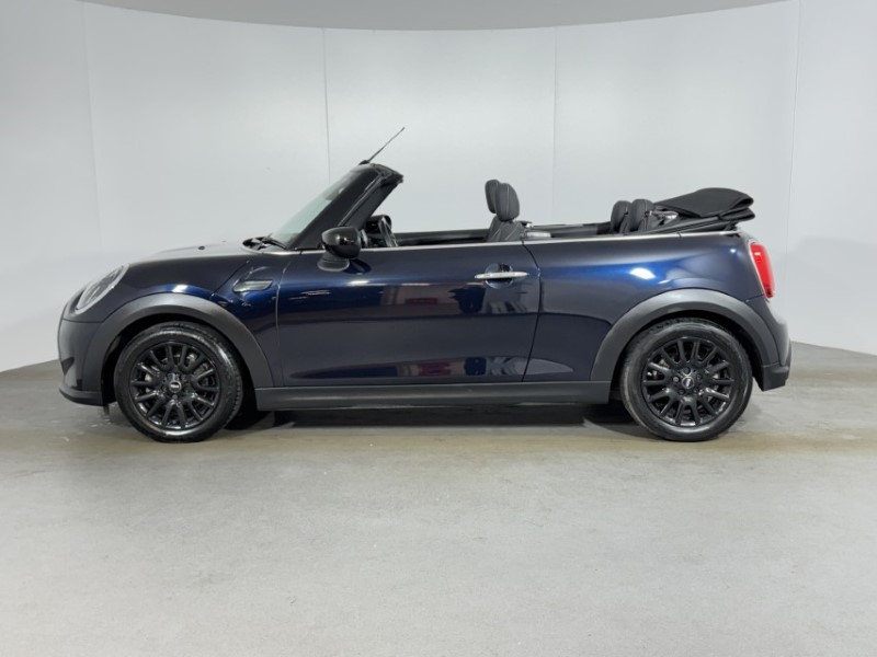 2023 (23) MINI CONVERTIBLE 1.5 Cooper Classic Premium 2dr Auto 5067377