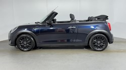 2023 (23) MINI CONVERTIBLE 1.5 Cooper Classic Premium 2dr Auto 5067377