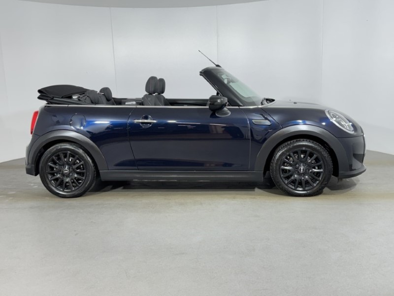 2023 (23) MINI CONVERTIBLE 1.5 Cooper Classic Premium 2dr Auto 5067385