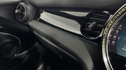 2023 (23) MINI CONVERTIBLE 1.5 Cooper Classic Premium 2dr Auto 5067346