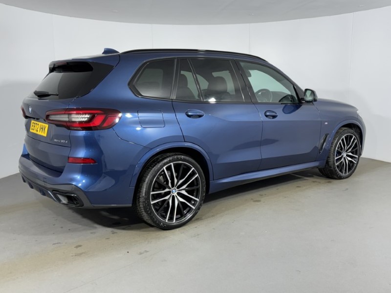 2022 (72) BMW X5 xDrive30d MHT M Sport 5dr Auto 5075383