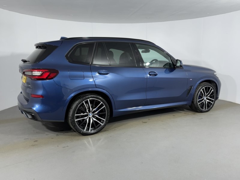 2022 (72) BMW X5 xDrive30d MHT M Sport 5dr Auto 5075385