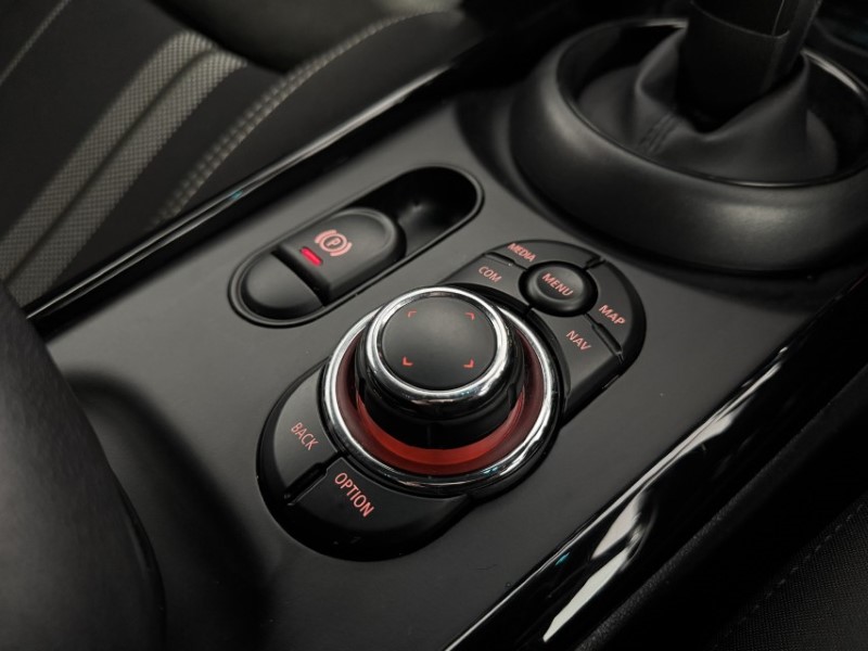 2021 (71) MINI CLUBMAN 1.5 Cooper Shadow Edition 6dr Auto 5055571