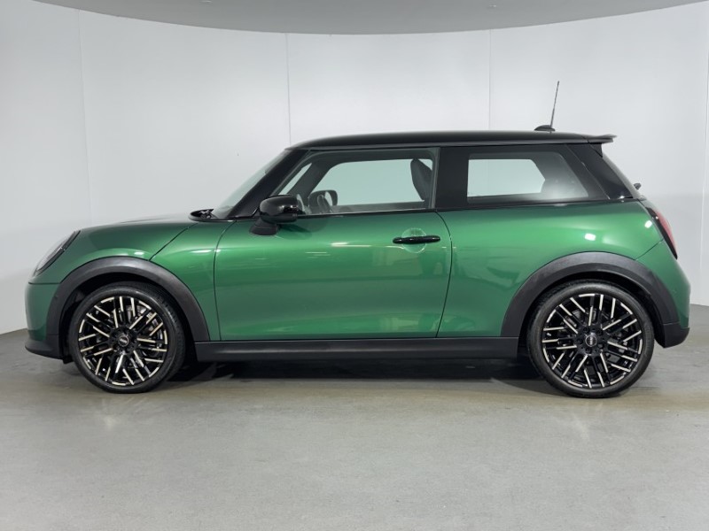 2024 (24) MINI COOPER 2.0 S Exclusive 3dr Auto 5139814