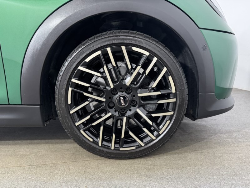 2024 (24) MINI COOPER 2.0 S Exclusive 3dr Auto 5139776