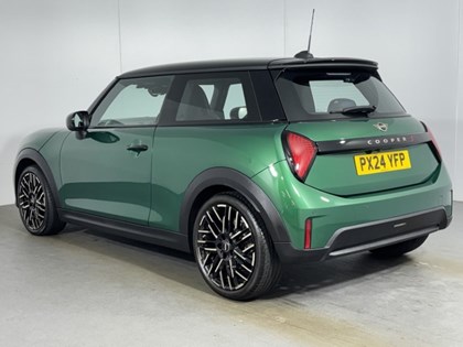 2024 (24) MINI COOPER 2.0 S Exclusive 3dr Auto