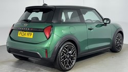 2024 (24) MINI COOPER 2.0 S Exclusive 3dr Auto 5139816