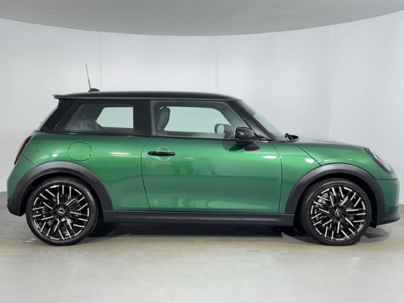 2024 (24) MINI COOPER 2.0 S Exclusive 3dr Auto 5139817