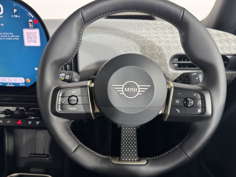 2024 (24) MINI COOPER 2.0 S Exclusive 3dr Auto 5139754