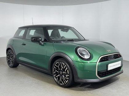 2024 (24) MINI COOPER 2.0 S Exclusive 3dr Auto