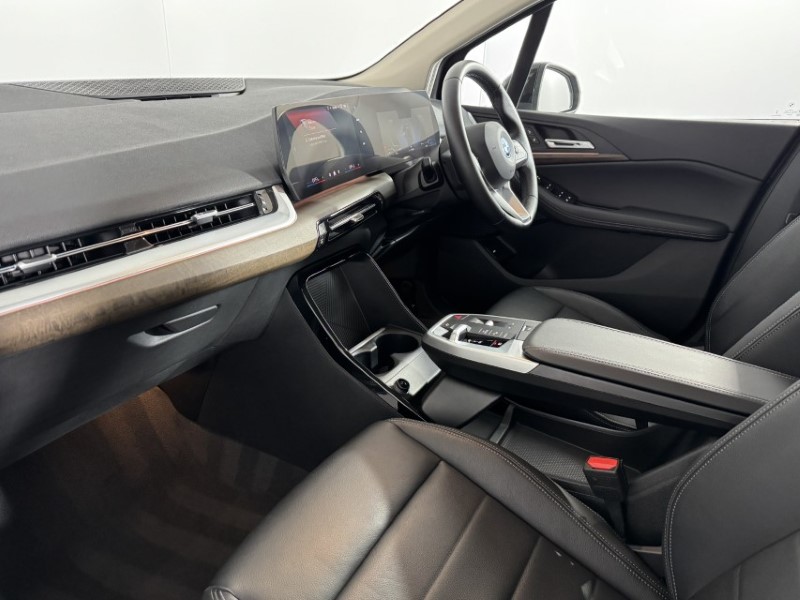 2025 (25) BMW 2 SERIES 225e xDrive Luxury 5dr DCT 5089366