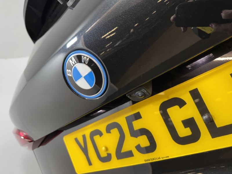 2025 (25) BMW 2 SERIES 225e xDrive Luxury 5dr DCT 5089354