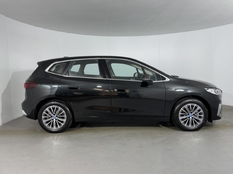 2025 (25) BMW 2 SERIES 225e xDrive Luxury 5dr DCT 5089505
