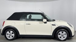 2022 (72) MINI CONVERTIBLE 1.5 Cooper Classic 2dr Auto 5170376