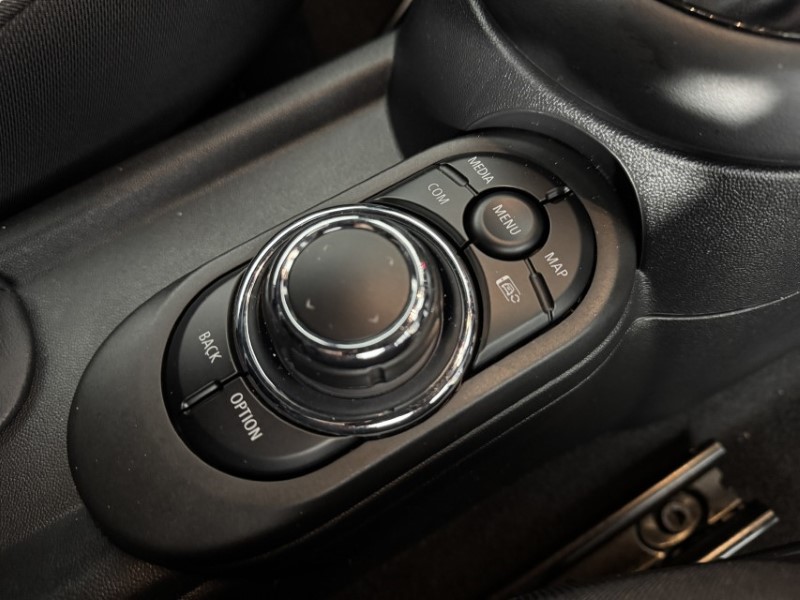 2022 (72) MINI CONVERTIBLE 1.5 Cooper Classic 2dr Auto 5170349