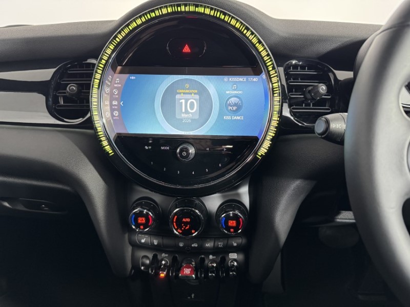 2022 (72) MINI CONVERTIBLE 1.5 Cooper Classic 2dr Auto 5170337