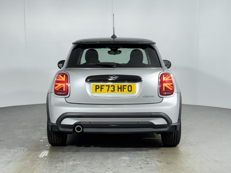 2023 (73) MINI HATCHBACK 1.5 Cooper Classic 3dr Auto 5067430