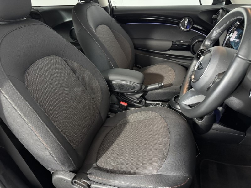 2023 (73) MINI HATCHBACK 1.5 Cooper Classic 3dr Auto 5067413