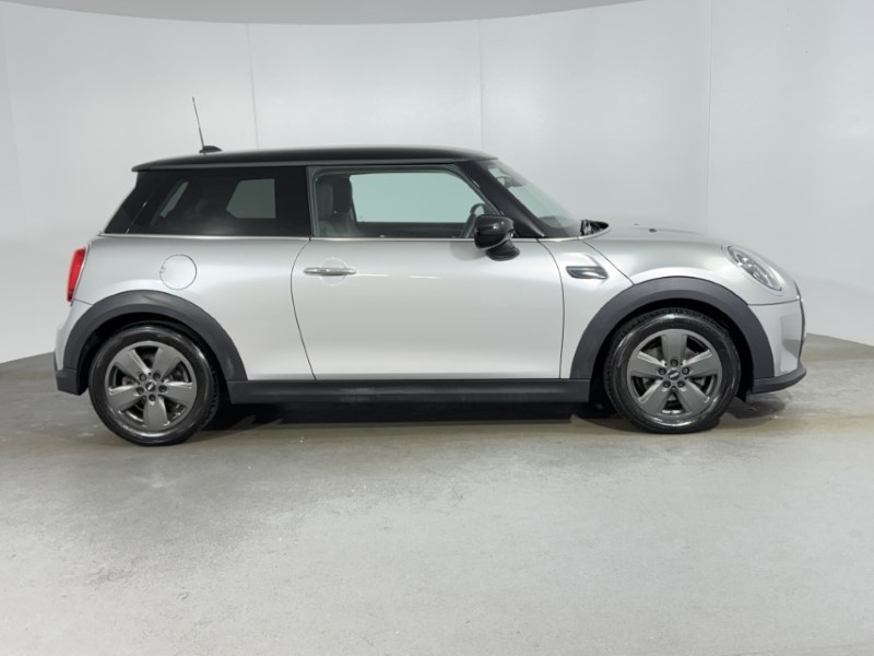 2023 (73) MINI HATCHBACK 1.5 Cooper Classic 3dr Auto 5067447
