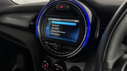 2020 (70) MINI CONVERTIBLE 1.5 Cooper Classic II 2dr Auto 5065707