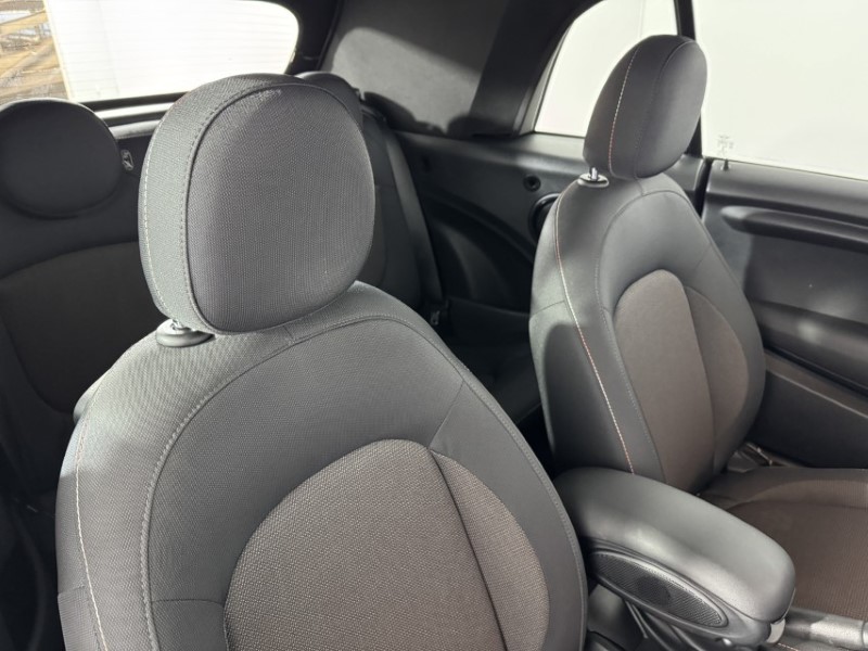 2020 (70) MINI CONVERTIBLE 1.5 Cooper Classic II 2dr Auto 5065712