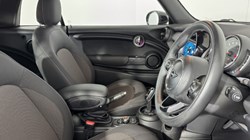 2020 (70) MINI CONVERTIBLE 1.5 Cooper Classic II 2dr Auto 5065711