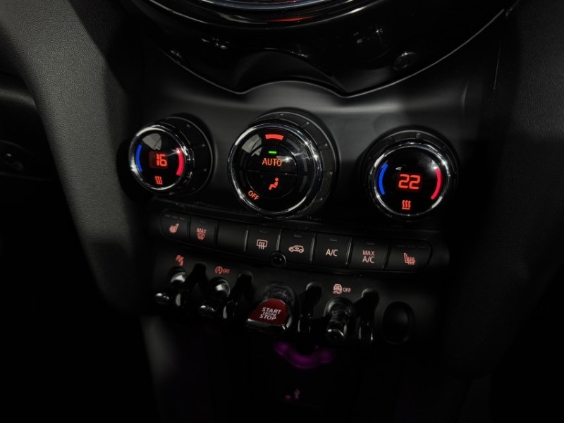 2020 (70) MINI CONVERTIBLE 1.5 Cooper Classic II 2dr Auto 5065703