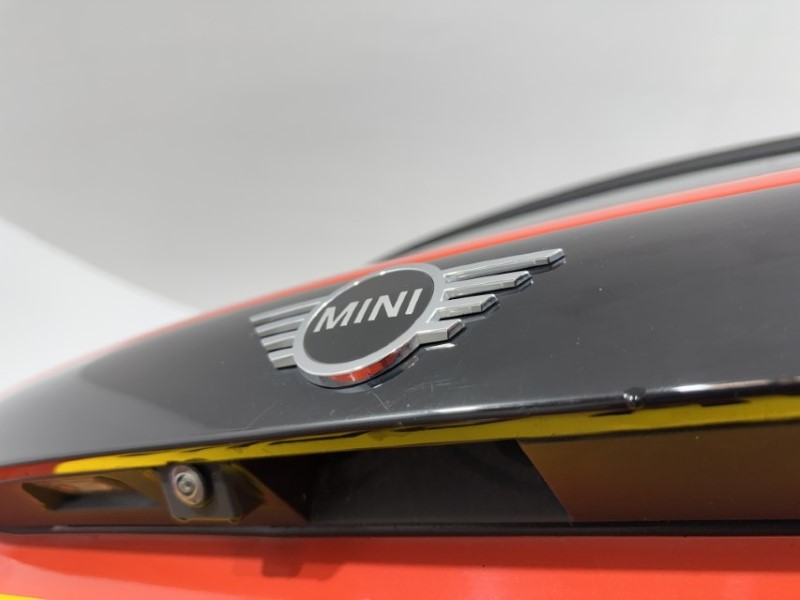 2020 (70) MINI CONVERTIBLE 1.5 Cooper Classic II 2dr Auto 5065721