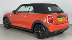 2020 (70) MINI CONVERTIBLE 1.5 Cooper Classic II 2dr Auto 5065771
