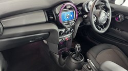 2020 (70) MINI CONVERTIBLE 1.5 Cooper Classic II 2dr Auto 5065741