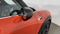 2020 (70) MINI CONVERTIBLE 1.5 Cooper Classic II 2dr Auto 5065717