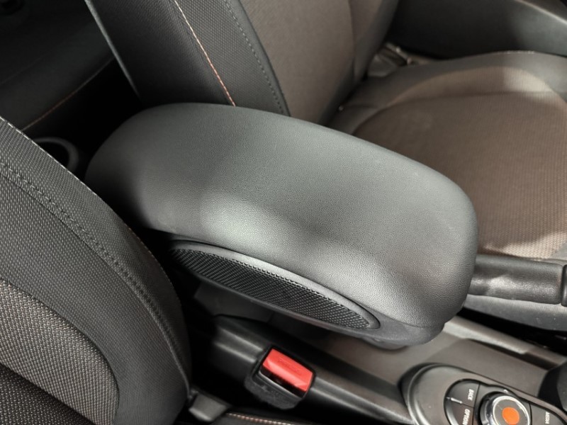 2020 (70) MINI CONVERTIBLE 1.5 Cooper Classic II 2dr Auto 5065715