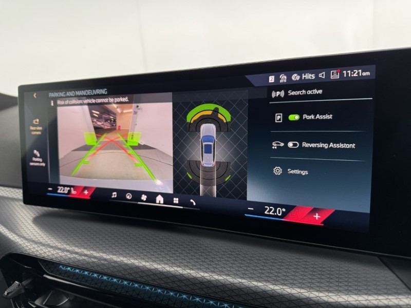 2025 (25) BMW 3 SERIES 330e 22.3 kWh M Sport 5dr Step Auto 5073803