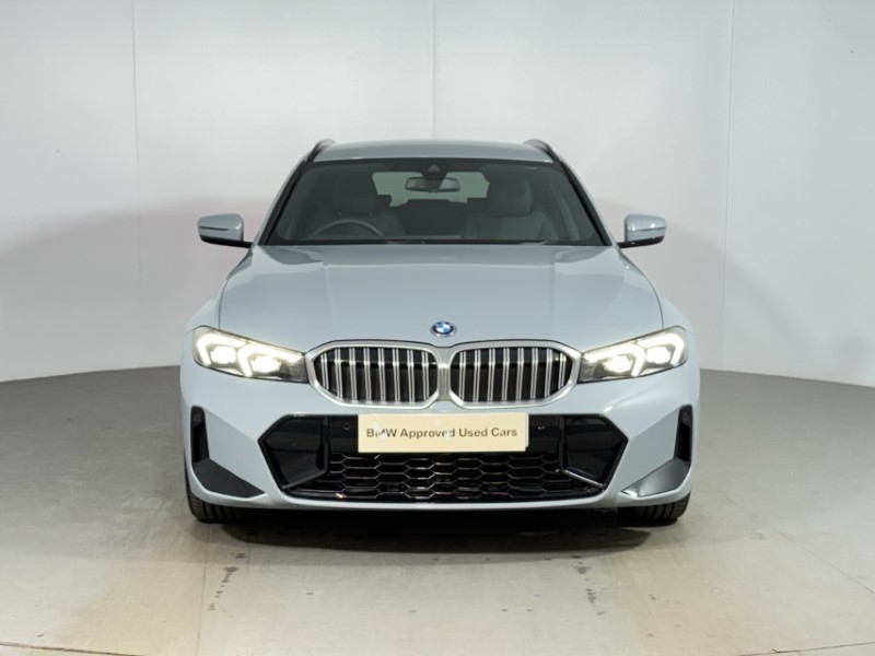 2025 (25) BMW 3 SERIES 330e 22.3 kWh M Sport 5dr Step Auto 5073857