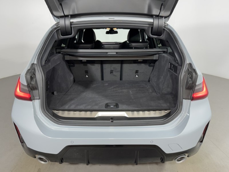 2025 (25) BMW 3 SERIES 330e 22.3 kWh M Sport 5dr Step Auto 5073825