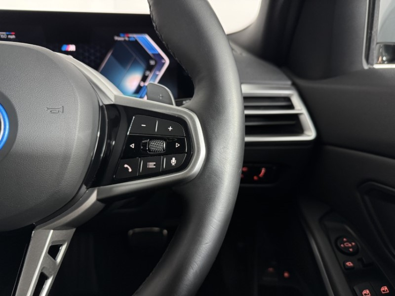 2025 (25) BMW 3 SERIES 330e 22.3 kWh M Sport 5dr Step Auto 5073813