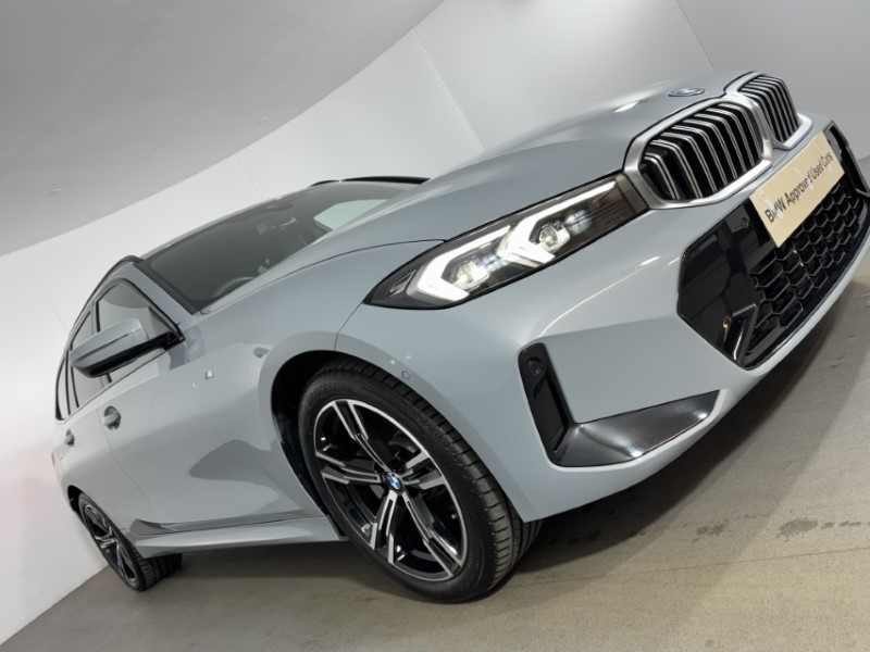 2025 (25) BMW 3 SERIES 330e 22.3 kWh M Sport 5dr Step Auto 5073859