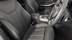 2025 (25) BMW 3 SERIES 330e 22.3 kWh M Sport 5dr Step Auto 5073822