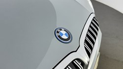 2025 (25) BMW 3 SERIES 330e 22.3 kWh M Sport 5dr Step Auto 5073836