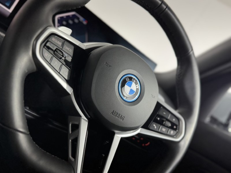 2025 (25) BMW 3 SERIES 330e 22.3 kWh M Sport 5dr Step Auto 5073814