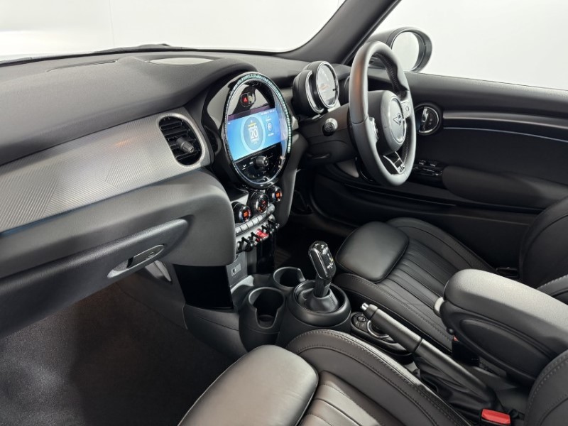 2023 (23) MINI CONVERTIBLE 1.5 Cooper Exclusive Premium 2dr Auto 5094003