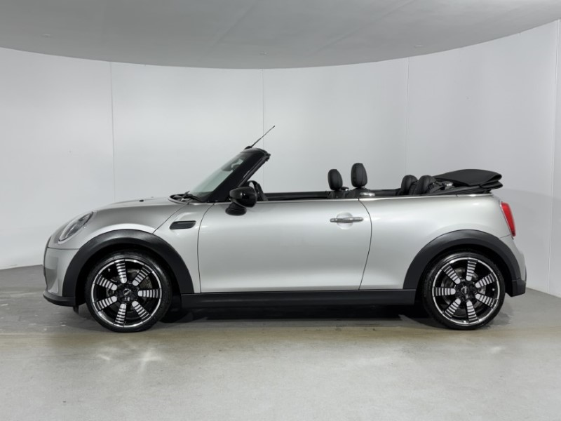 2023 (23) MINI CONVERTIBLE 1.5 Cooper Exclusive Premium 2dr Auto 5094017