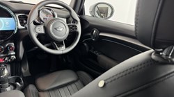 2023 (23) MINI CONVERTIBLE 1.5 Cooper Exclusive Premium 2dr Auto 5094001