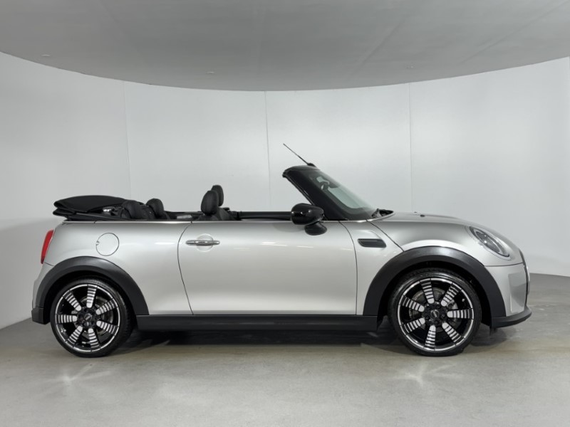 2023 (23) MINI CONVERTIBLE 1.5 Cooper Exclusive Premium 2dr Auto 5094223