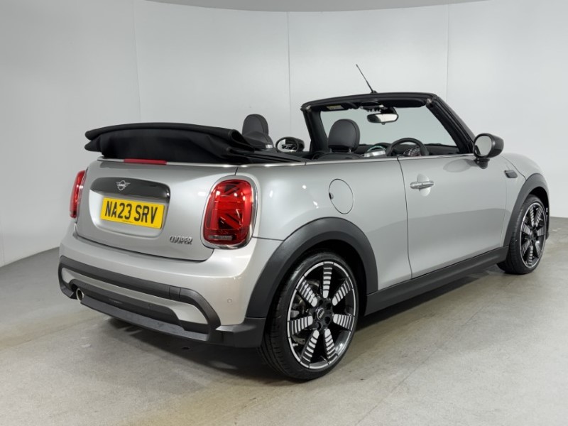 2023 (23) MINI CONVERTIBLE 1.5 Cooper Exclusive Premium 2dr Auto 5094033